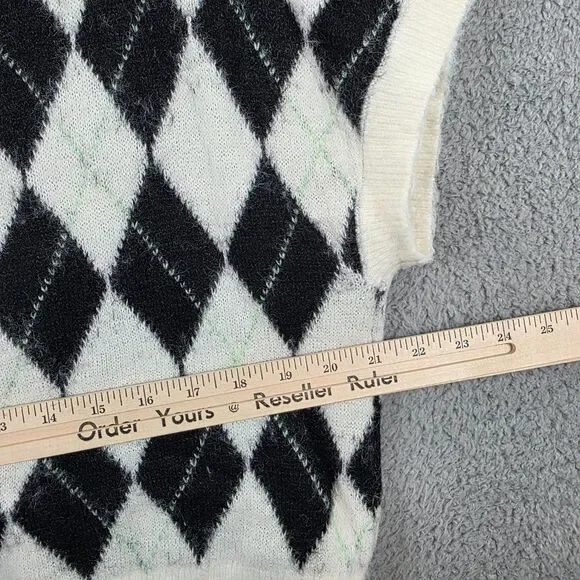 Free People Sweater Women's Through the Motions Cropped Argyle Plaid Vest SIze M - Picture 6 of 9